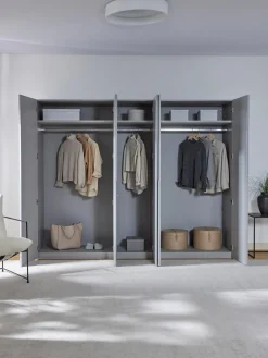 Armadio Componibile Con Ante Battenti Leon, Larg. 250 Cm, In Diverse Varianti