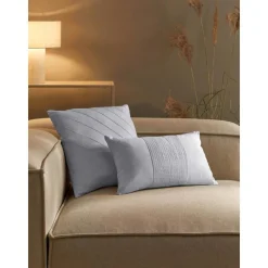 Copricuscino In Lino Con Motivo Strutturato Dalia