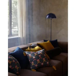 Copricuscino In Velluto Con Motivo Floreale E Nappe Pari