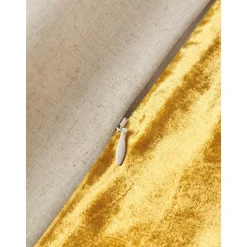 Copricuscino Ricamato Con Decoro In Velluto Farah