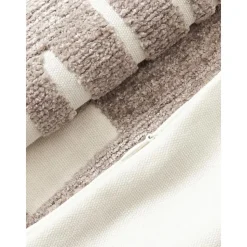 Copricuscino Ricamato In Ciniglia Fran