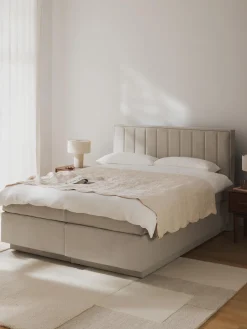 Letto Boxspring Con Contenitore Livia