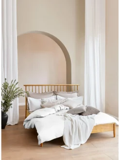 Letto In Legno Di Pino Massiccio Con Testiera Windsor