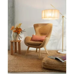 Poltrona In Teddy Con Gambe In Legno Wing