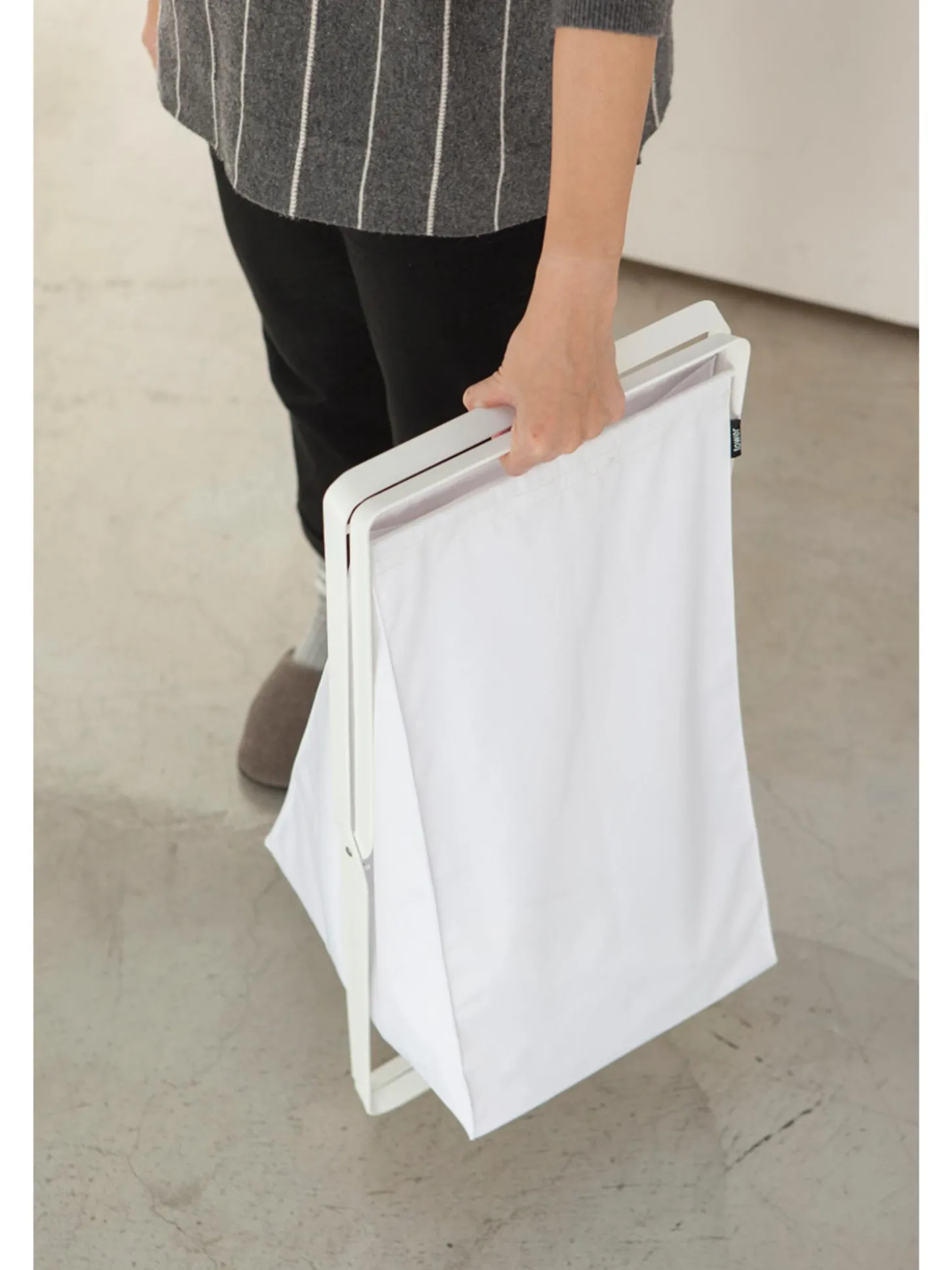 Portabiancheria Tower