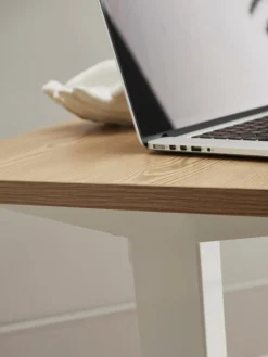 Scrivania Regolabile In Altezza Lea