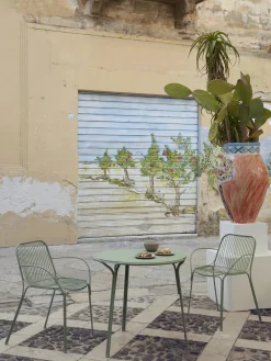 Sedia Con Braccioli Da Giardino Hiray