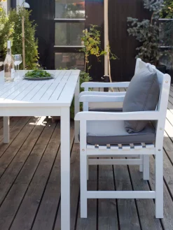 Sedia Con Braccioli Da Giardino In Legno Rosenborg