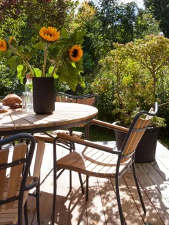 Sedia Da Giardino In Legno Con Braccioli Hard & Ellen