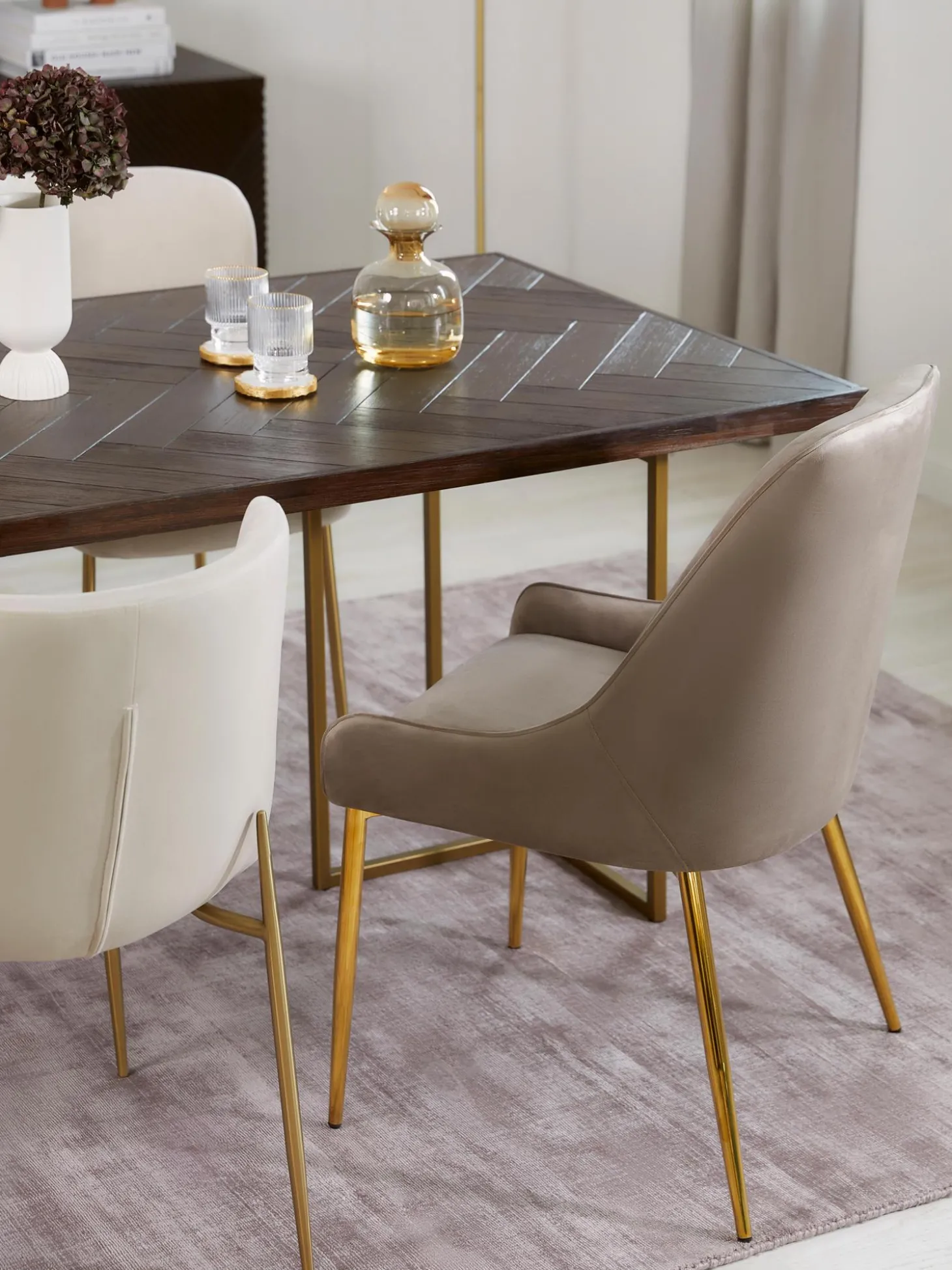 Sedia Imbottita In Velluto Ava