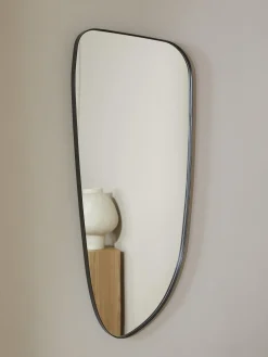 Specchio Da Parete Moderno Dalla Forma Curva Oiva