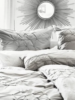 Specchio Decorativo Con Cornice In Metallo Argentato Ella