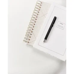 Tavolino In Forma Organica Pietra