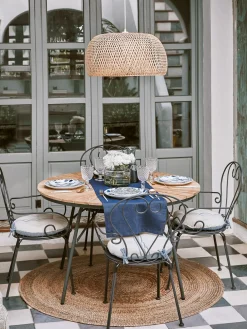 Tavolo Rotondo Da Giardino Con Piano In Legno Di Teak In Varie Misure Hard & Ellen