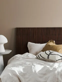 Testiera In Legno Di Mango Con Superficie Scanalata Betty