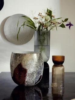 Vaso Fatto A Mano Con Superficie Scanalata Riva