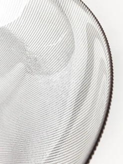 Ciotola In Vetro Con Superficie Scanalata Lija