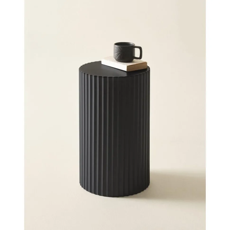 Colonna Decorativa Con Rilievo Scanalato Lunden