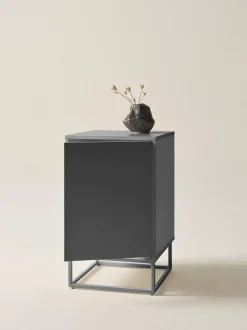 Comodino In Legno Con Anta Lyckeby