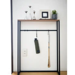 Consolle Stretta In Metallo Con Ganci Tower