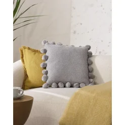 Copricuscino A Maglia Con Pompon Molly