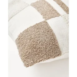 Copricuscino Con Motivo Capitonne A Quadri Scout