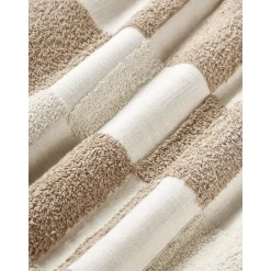 Copricuscino Con Motivo Capitonne A Quadri Scout