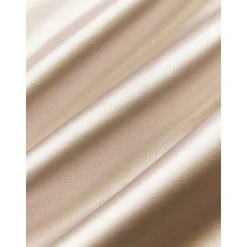 Copricuscino Effetto Seta Con Motivo Catena Chiarina