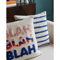 Copricuscino Reversibile Con Scritta Ricamata Blah Blah