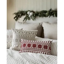 Copricuscino Ricamata Con Cuciture Norvegesi Orkney