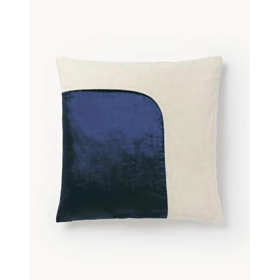 Copricuscino Ricamato Con Decoro In Velluto Farah