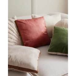 Cuscino A Forma Di Scatola In Velluto Con Bordo Laterale Tia