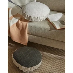 Cuscino Arredo Rotondo In Boucle Con Bordino Aya