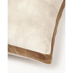 Cuscino In Velluto Con Bordino Tia