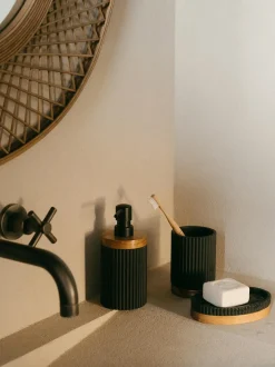 Dispenser Sapone Con Dettaglio In Legno Laura