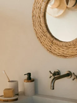 Dispenser Sapone Con Dettaglio In Legno Laura