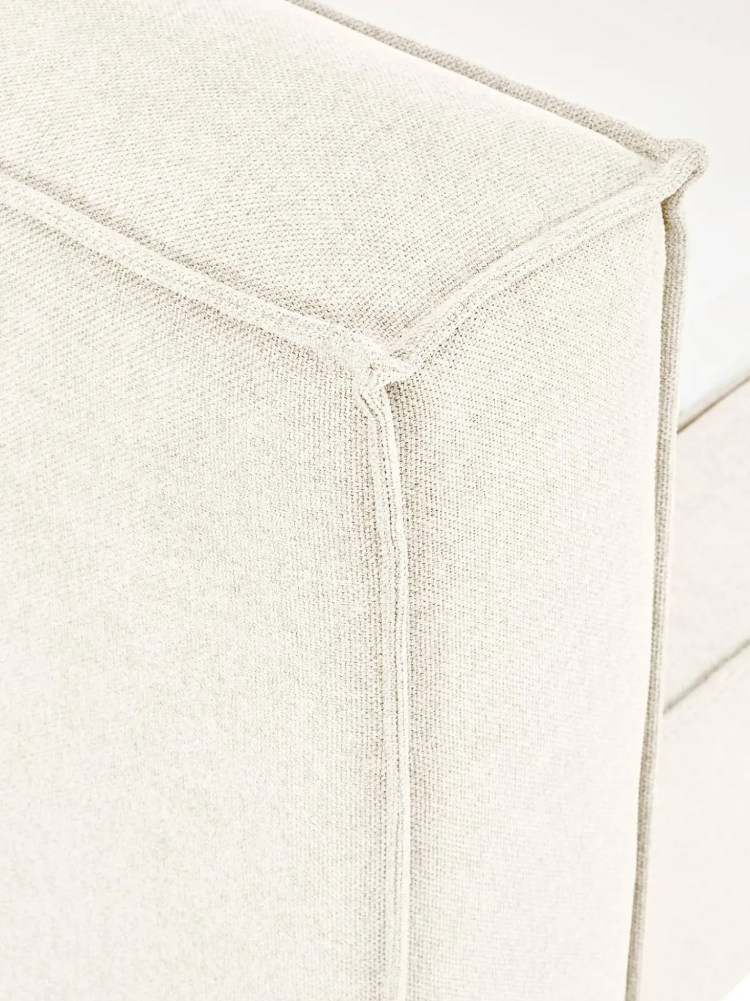 Letto Imbottito Con Contenitore Lennon