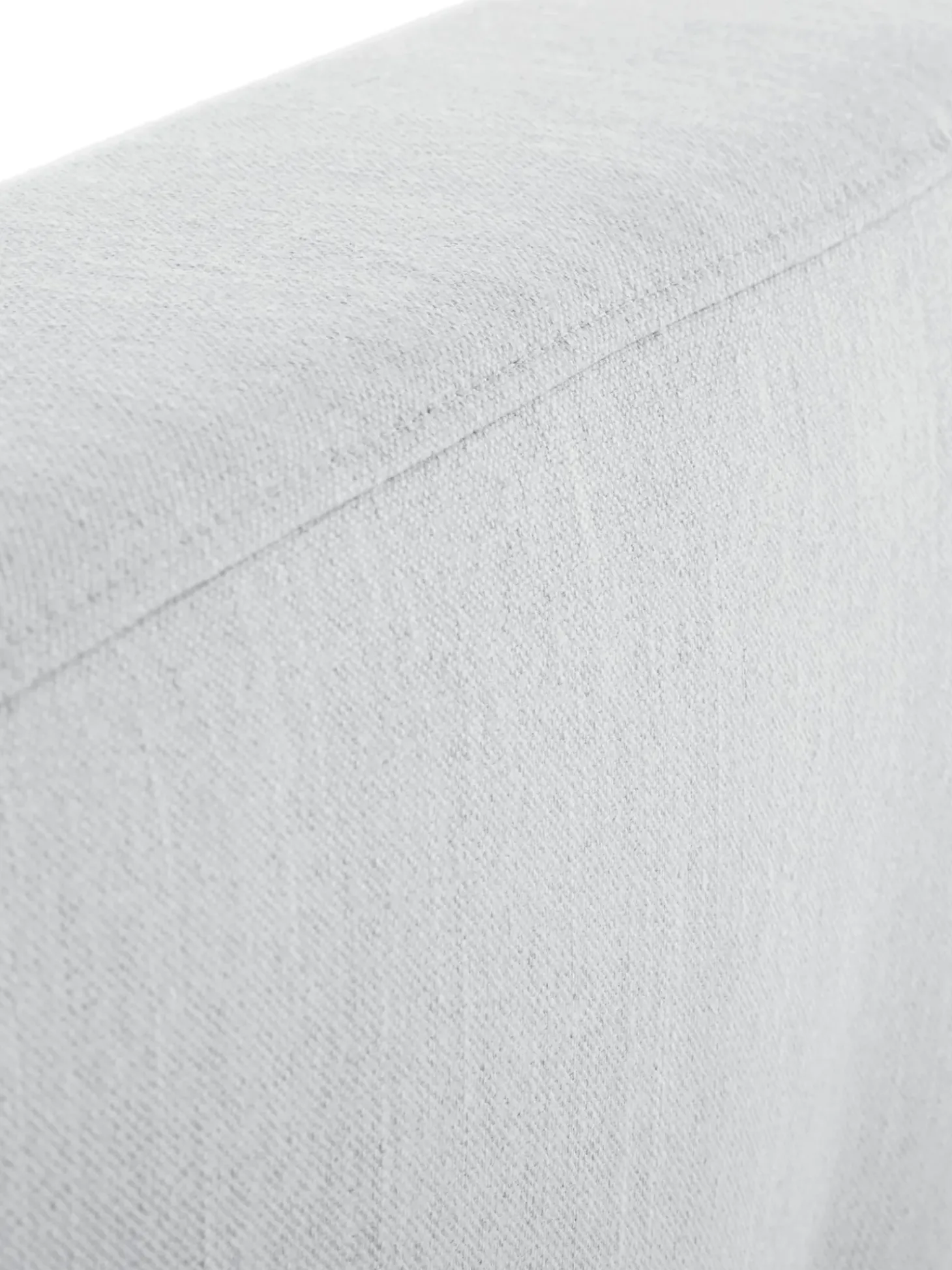 Letto Imbottito Con Piedini In Legno Moon