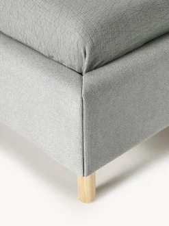 Letto Imbottito Con Testiera Ondulata Romy