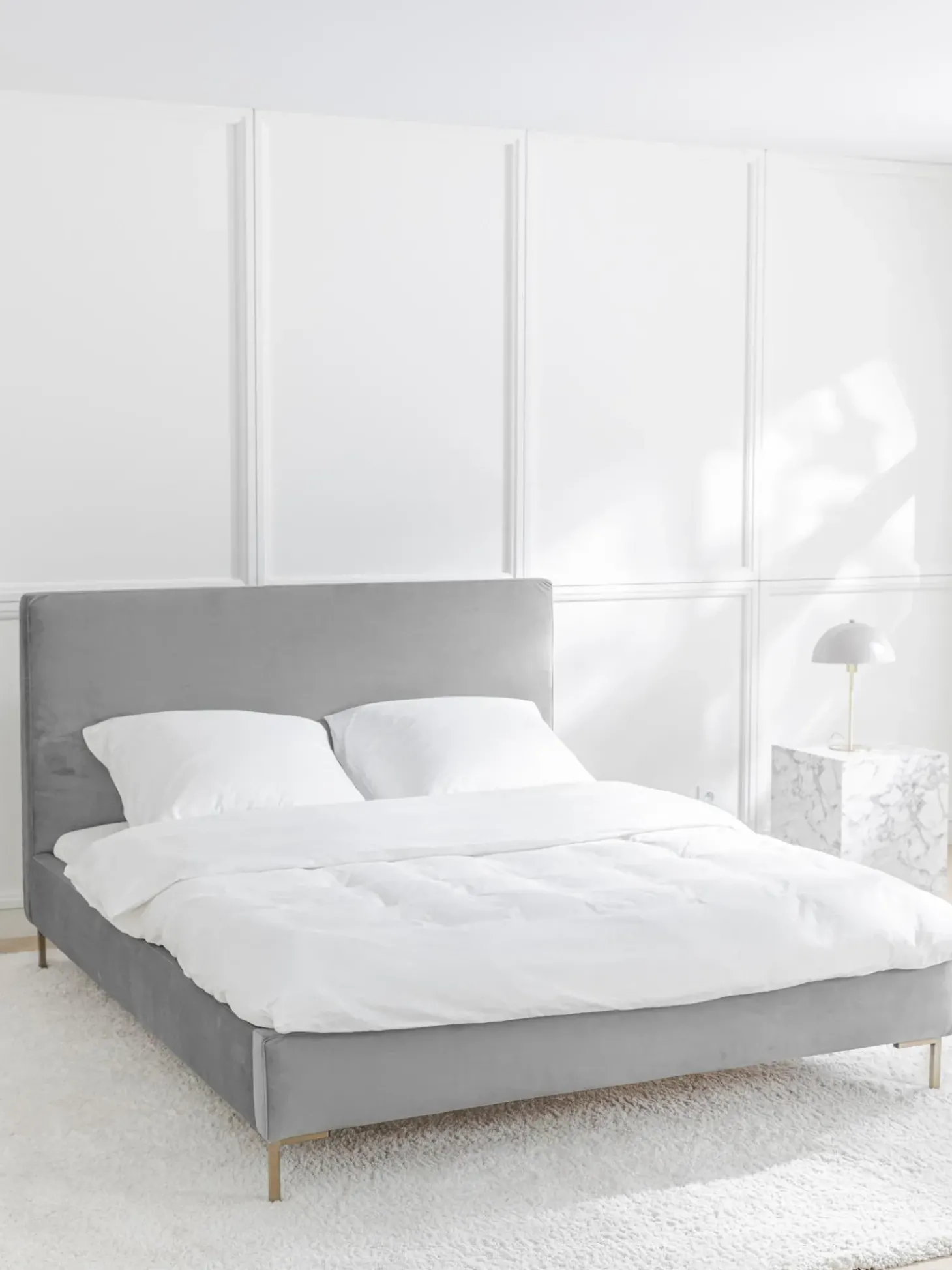 Letto Imbottito In Velluto Peace