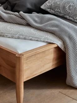 Letto In Legno Di Pino Massiccio Windsor
