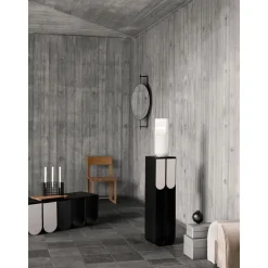 Mensola A Colonna Decorativa In Metallo Curvo