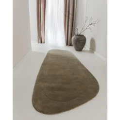 Passatoia In Lana Tessuta A Mano Dalla Forma Organica Shape