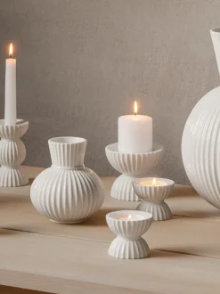 Portacandele In Porcellana Con Superficie Scanalata Tura