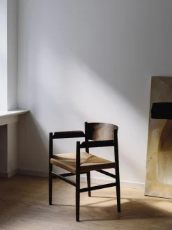 Sedia Con Braccioli Con Seduta Intrecciata Nestor, Fatta A Mano