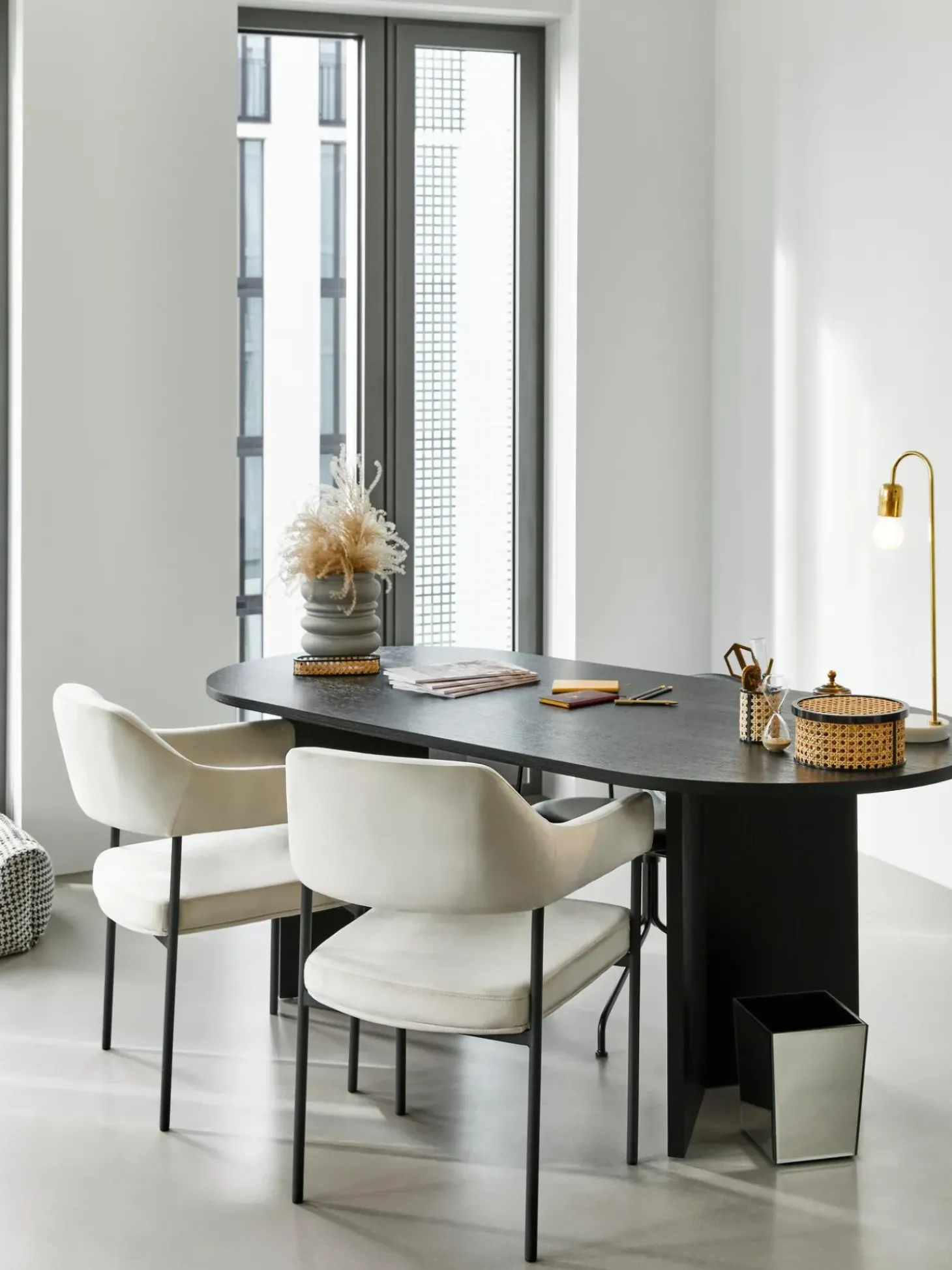 Sedia Con Braccioli In Velluto Zoe