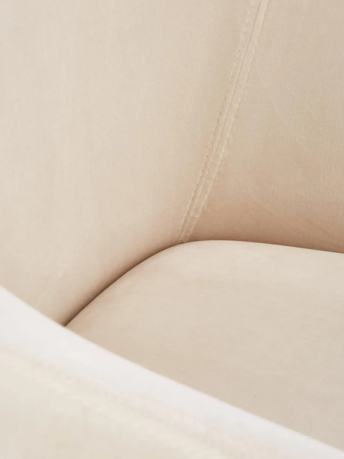 Sedia Con Braccioli In Velluto Isla