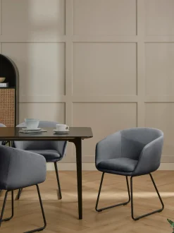 Sedia Imbottita Con Braccioli Juri