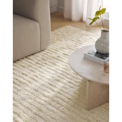 Tappeto In Lana A Pelo Lungo Tessuto A Mano Con Motivo A Rilievo Octavia