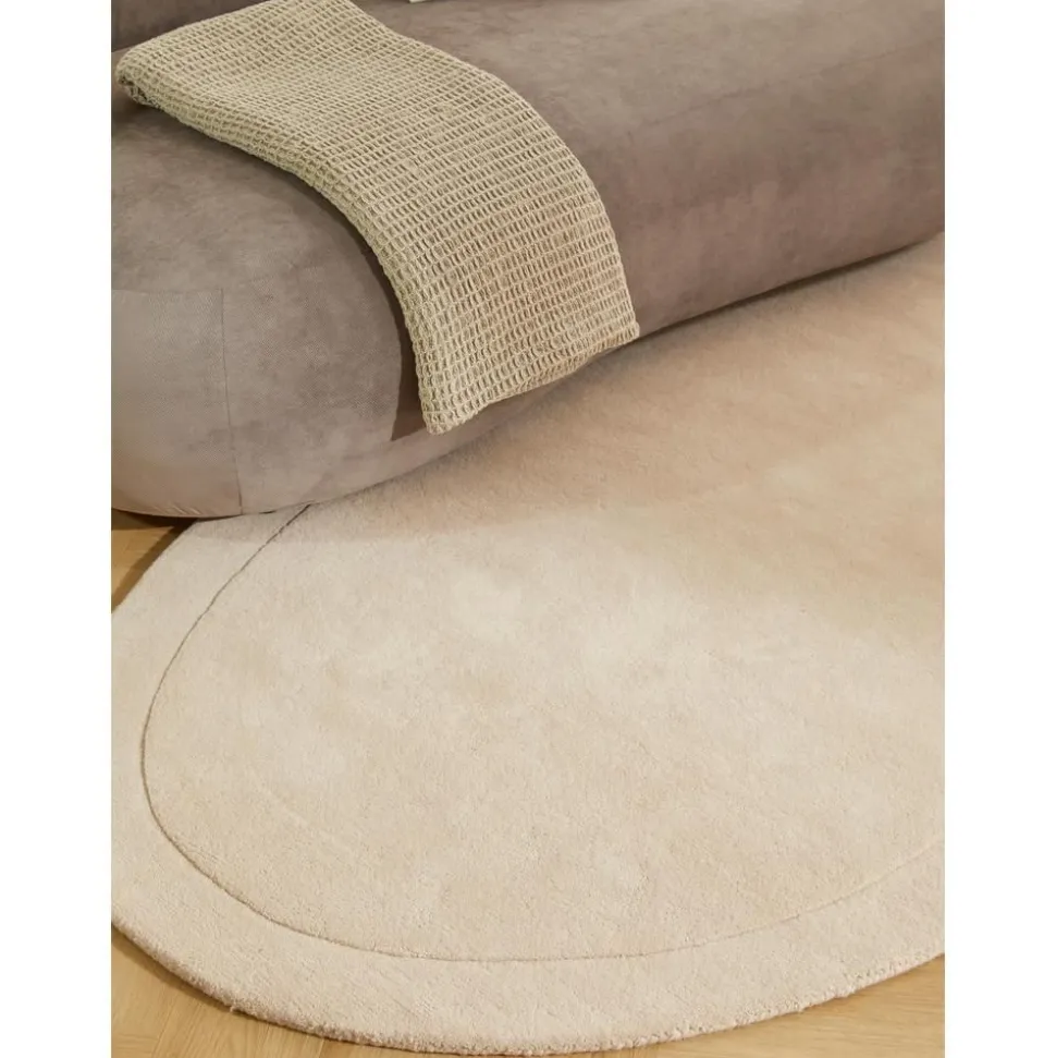 Tappeto In Lana Dalla Forma Organica Kadey